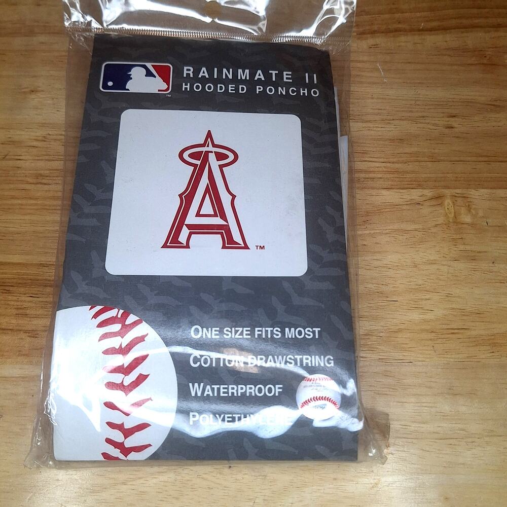 MLB Angels Ball Park Rain Ponchos Adult White Red New Anaheim CA